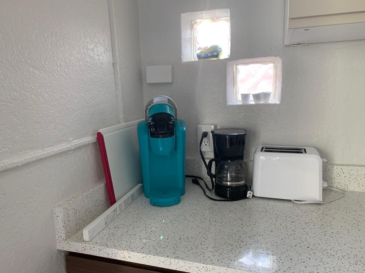בראדנטון ביץ' Tides Inn On The Bay Vacation Homes מראה חיצוני תמונה