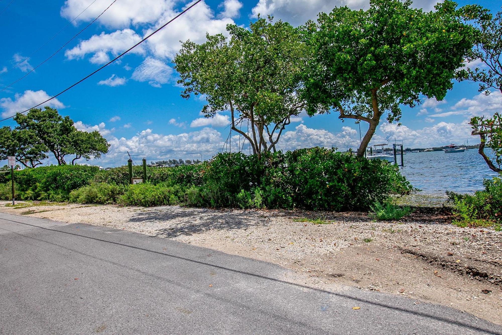 בראדנטון ביץ' Tides Inn On The Bay Vacation Homes מראה חיצוני תמונה