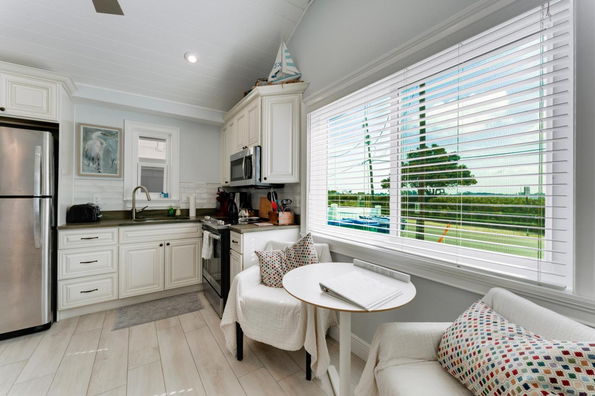בראדנטון ביץ' Tides Inn On The Bay Vacation Homes מראה חיצוני תמונה